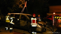 Bild: Fahrzeug in Vollbrand