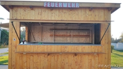 Bild: Neue Punschhütte für die Feuerwehr Achau