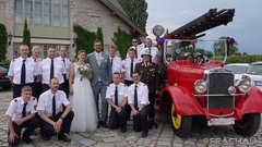 Bild: Feuerwehrhochzeit