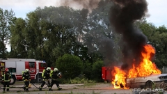 Bild: B2 - Fahrzeugbrand Übung