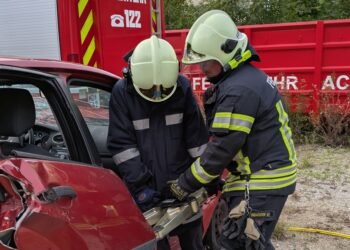 Jugendstunde: Menschenrettung aus KFZ