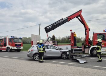 T1 – PKW Bergung nach VU