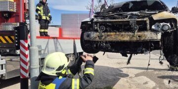 B1 – Fahrzeugbrand